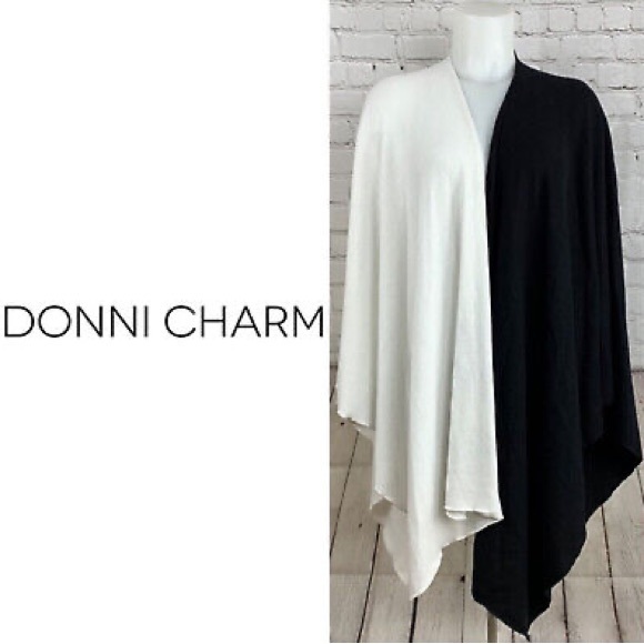 Donni Charm x the Zoe Report Wonder Cape Color Block Wrap OS - Picture 2 of 9